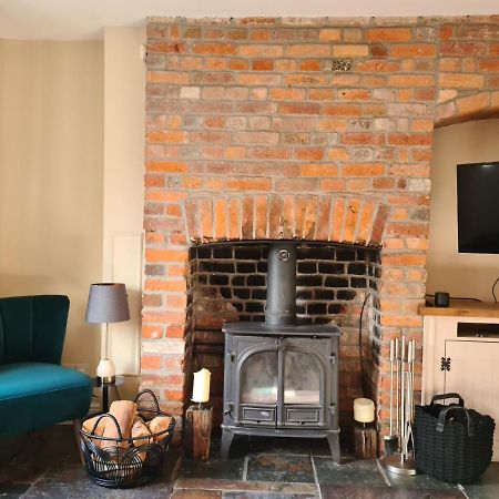 Gorgeous 2 Bedroom Kintbury Cottage Kültér fotó