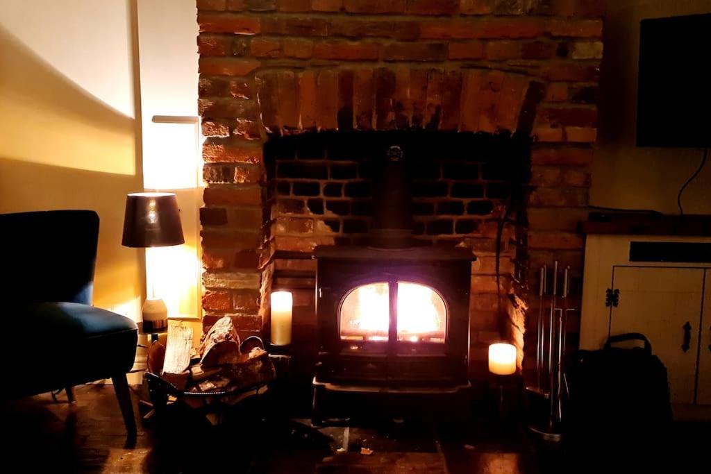 Gorgeous 2 Bedroom Kintbury Cottage Kültér fotó